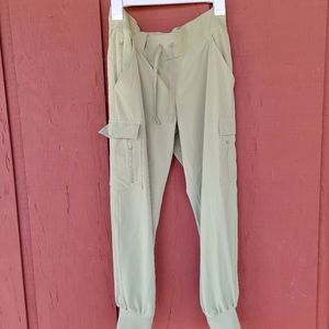 All in Motion bright green thin joggers